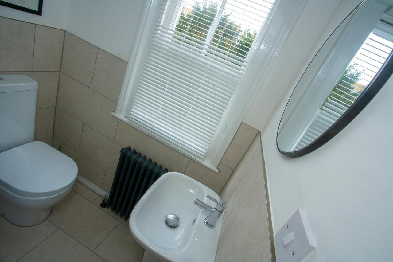 Trinity Square, Margate Apartment Ngoại thất bức ảnh