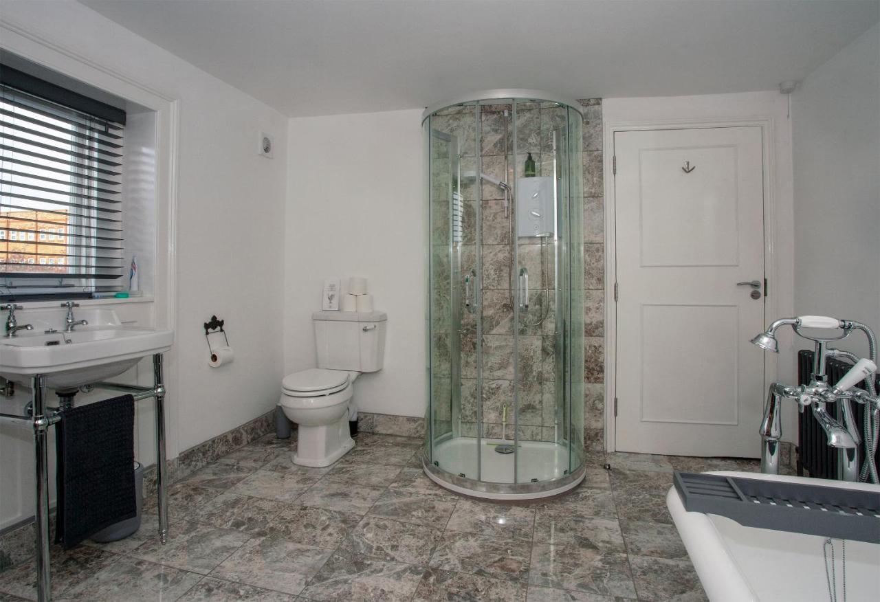 Trinity Square, Margate Apartment Ngoại thất bức ảnh